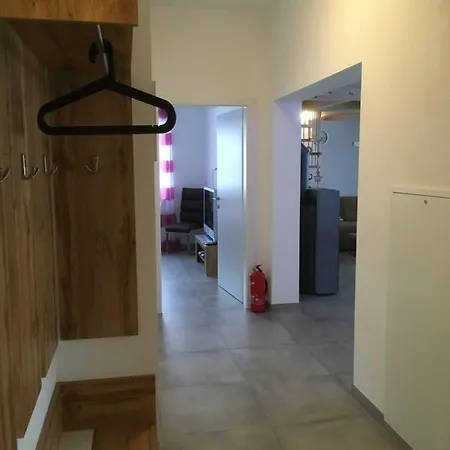 Ferienwohnung Andreas 아파트 아이히